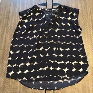 Simply Vera Wang Women’s Button-Up Tank Top L Black Beige Sleeveless Blouse